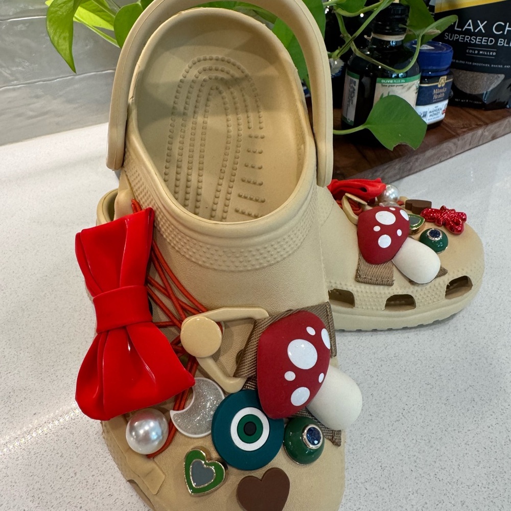 CROCS Beige and Red Decorated Clogs women’s Bow!